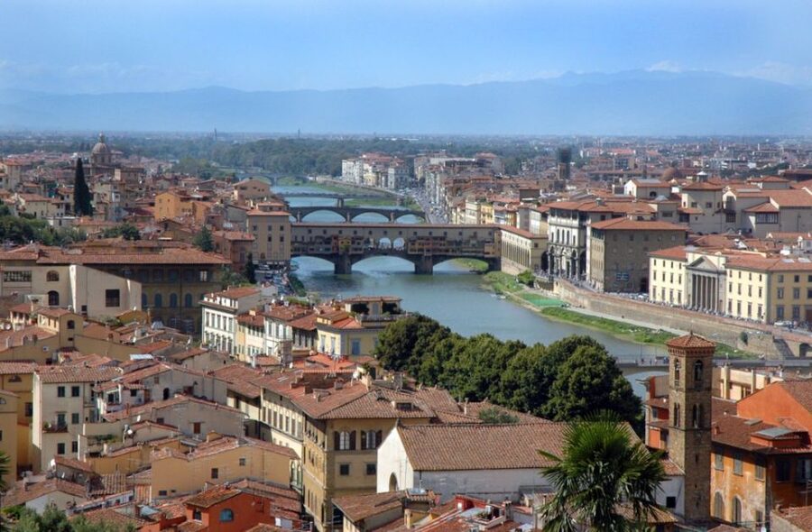 Florence: Medieval & Renaissance Private 3-Hour Walking Tour - Uffizi, the Porcellino, and a change of pace