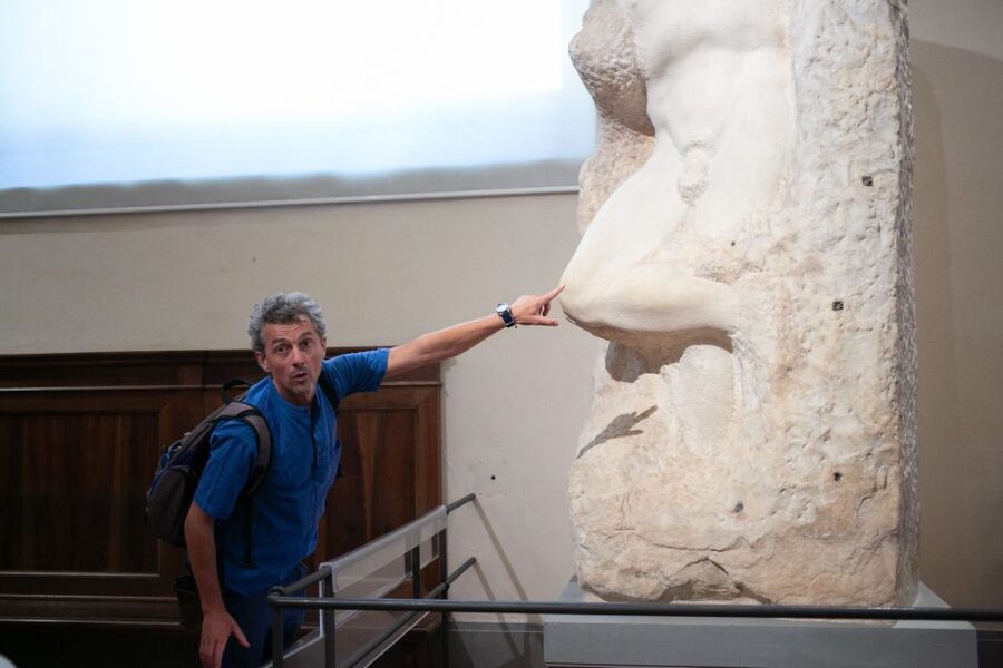 Florence: Michelangelo's David and Accademia Gallery Tour - Entering the Accademia and reaching David