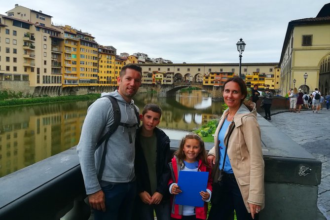 Florence Must-See Sights Private Tour for Kids and Families - Loggia dei Lanzi: statues with a story to tell