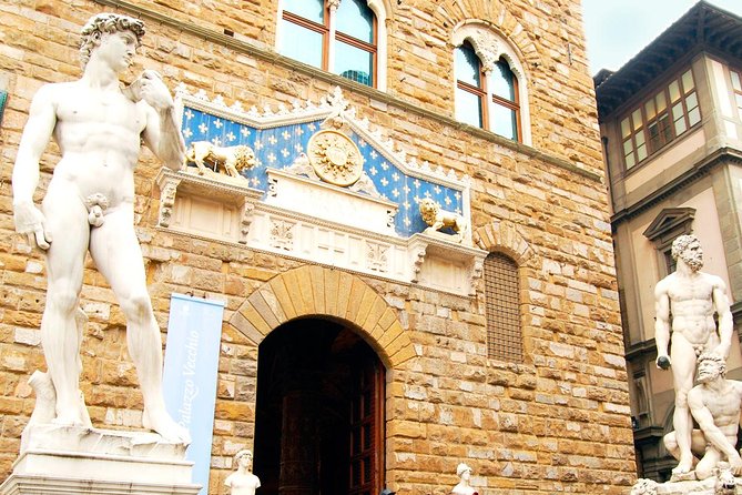 Florence Must-See Sights Private Tour for Kids and Families - Piazza della Signoria: Florence’s open-air history lesson