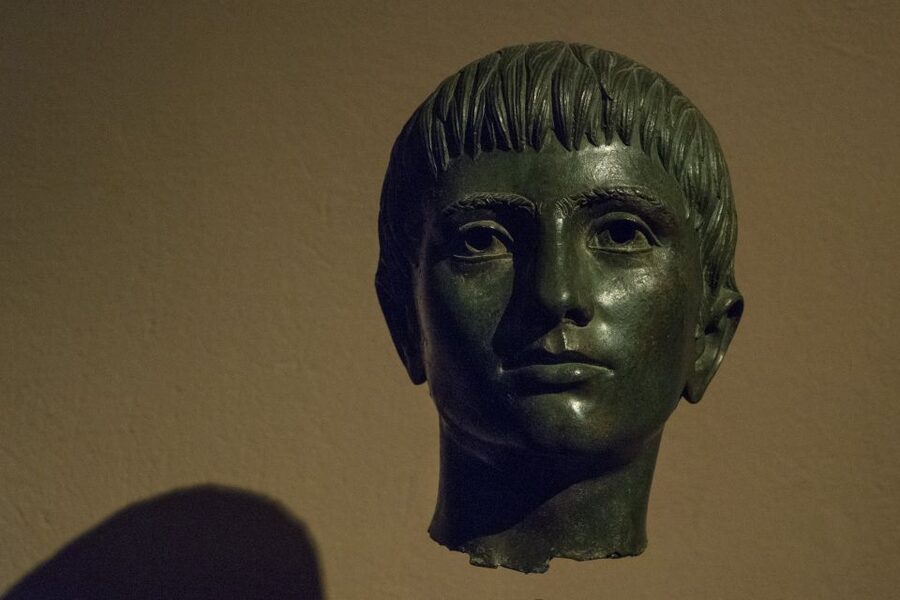 Florence: National Archeological Museum of Florence - Etruscan treasures and the meaning of burial goods