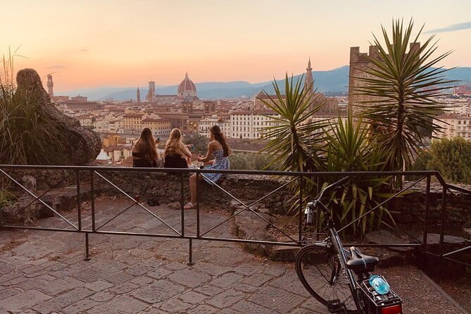 Florence Night Bike Tour with Wine and Aperitivo Picnic included - What the $71.20 price really covers