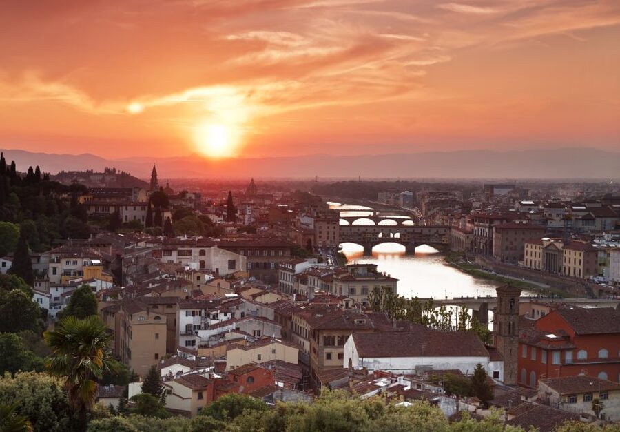 Florence: Night Tour by Electric Bike - Meeting near Via de’ Neri