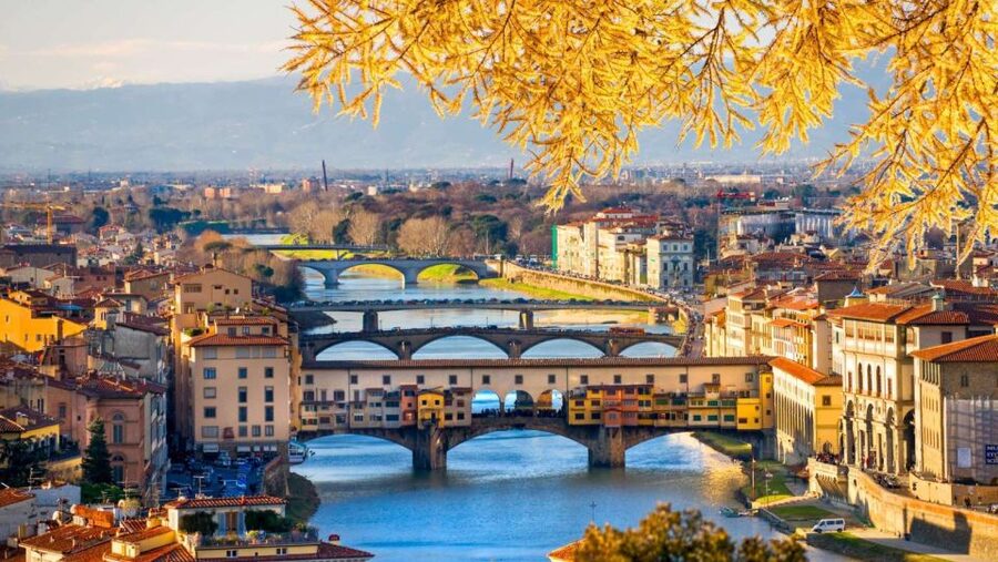 Florence: Old Town Family Tour with Optional Da Vinci Museum - The 3-hour option and Leonardo’s machines