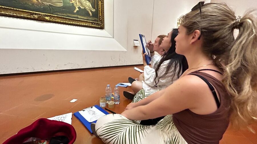 Florence : Painting and Wine - Boboli Gardens, Michelangelo Hill, or a city square