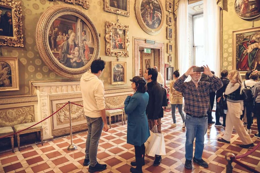 Florence: Palatina Gallery and Pitti Palace Guided Tour - Practical advice before you enter