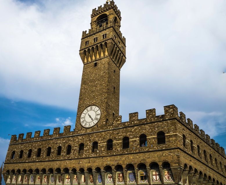 Florence: Palazzo Vecchio Museum - Entering the medieval town hall