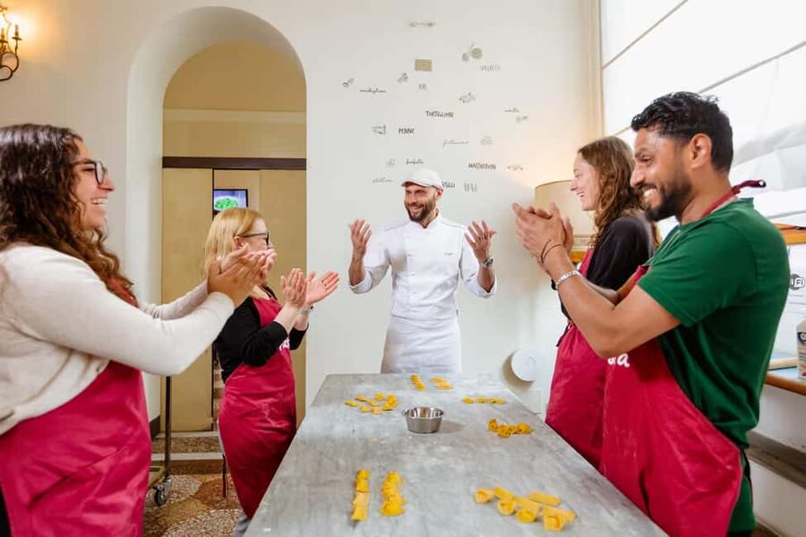 Florence: Pasta Class with Wine, Limoncello and Dessert - Sauces prepared while you work
