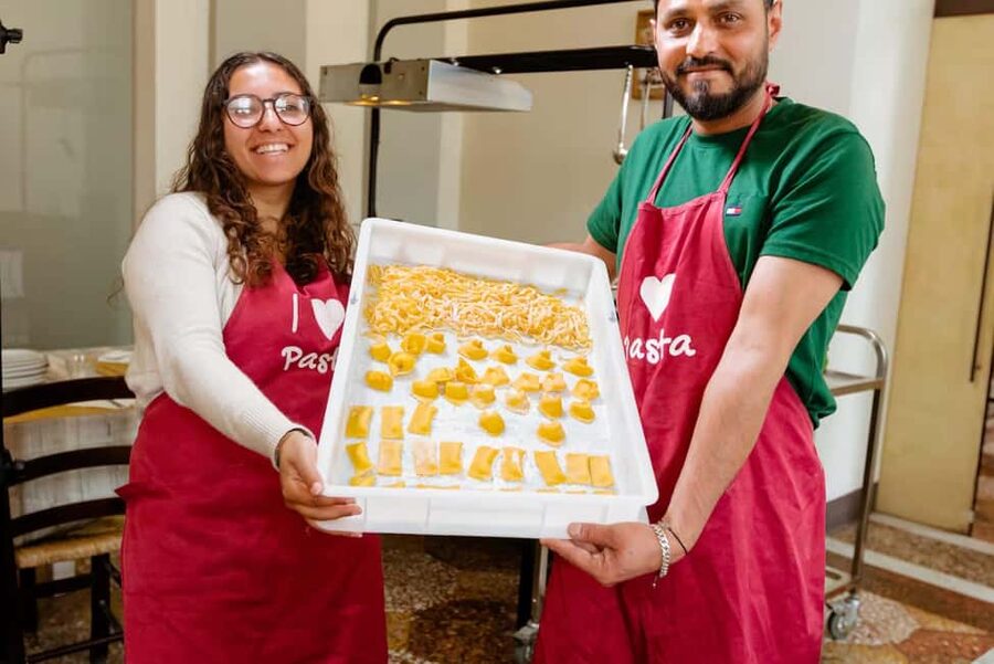 Florence: Pasta Class with Wine, Limoncello and Dessert - How much value do you get?