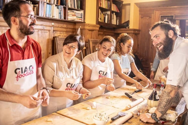 Florence: Pasta & Tiramisu Class with Unlimited Wine - Why this class works so well in Florence