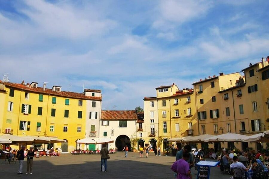 Florence: Pisa and Lucca Private Day Trip - Key points at a glance