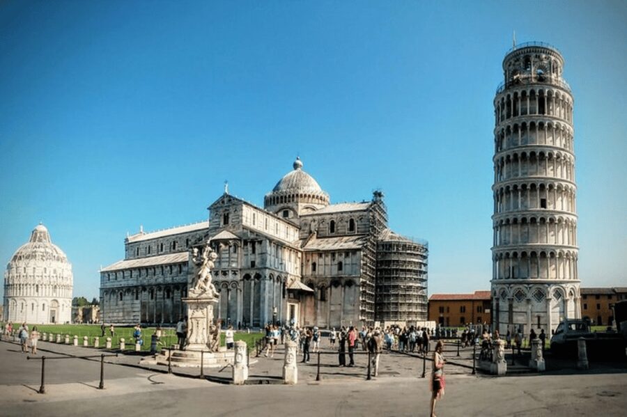 Florence: Pisa and Lucca Private Day Trip - Leaving Florence for Pisa