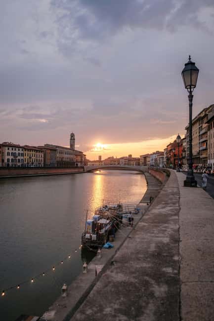 Florence: Pisa - Lucca Private Full Day Tour - The short ride from Pisa to Lucca