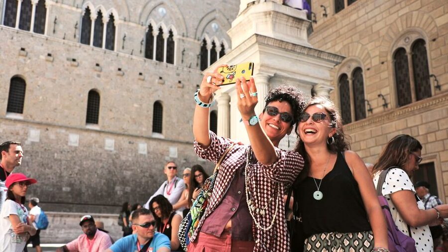 Florence: Pisa, Siena, S. Gimignano, Chianti Wine & Lunch - Why this Tuscan day trip works
