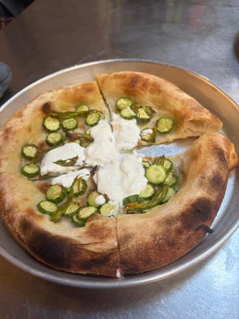 Florence: Pizza and Gelato Cooking Class - Why families tend to enjoy this class