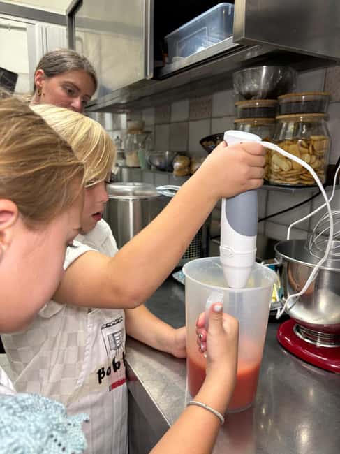 Florence: Pizza and Gelato Cooking Class - What the teaching style means for you