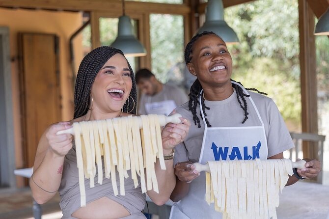 Florence Pizza or Pasta Class with Gelato Making at a Tuscan Farm - Focaccia, Chianti, and a relaxed start