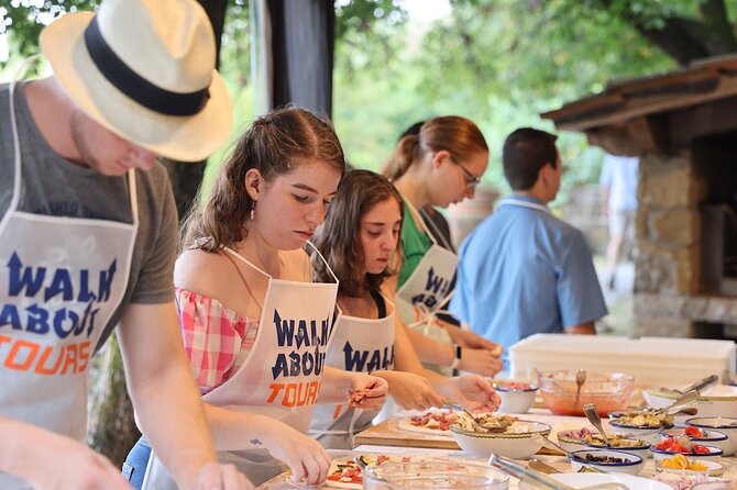 Florence Pizza or Pasta Class with Gelato Making at a Tuscan Farm - Pizza class: dough, garden toppings, and a wood oven