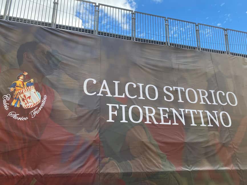 Florence Premium E-Bike Football Tour - Starting beside the Arno at Piazza Ognissanti