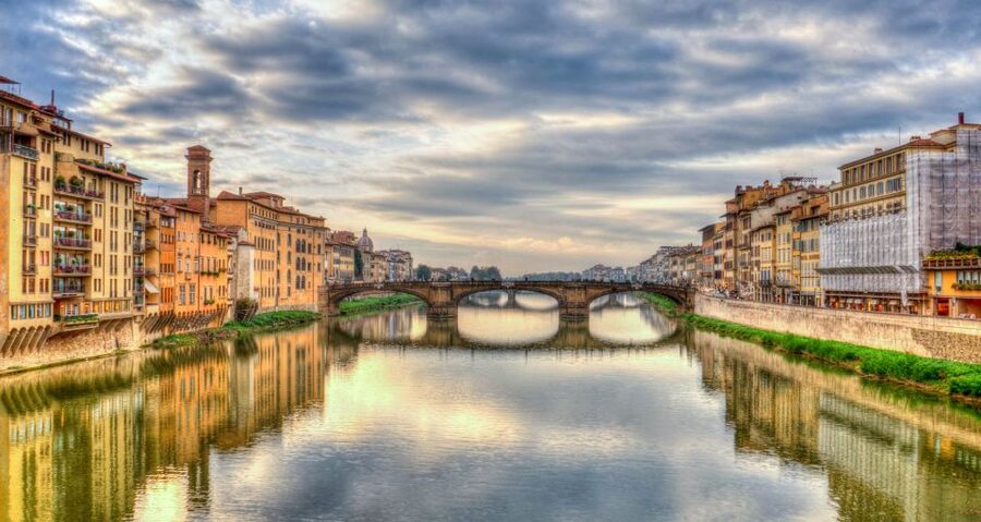 Florence: Private Customized Walking Tour with a Local Guide - Starting at your hotel or Airbnb