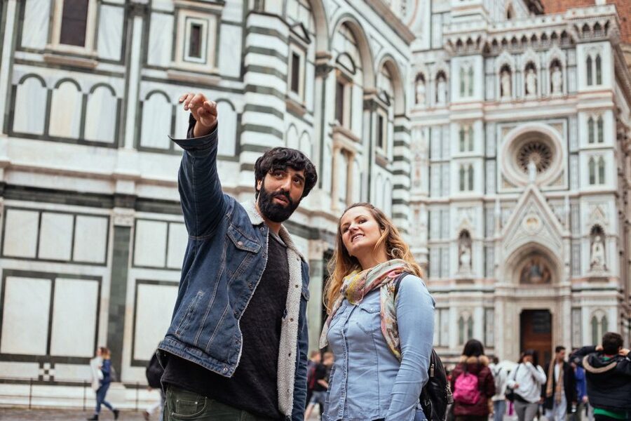 Florence: Private Food Tour – 10 Tastings with Locals - Piazza Santo Spirito and the city between bites