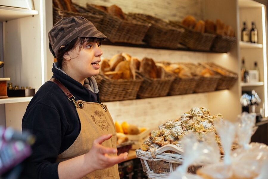 Florence: Private Food Tour – 10 Tastings with Locals - Why the guide matters more than the menu