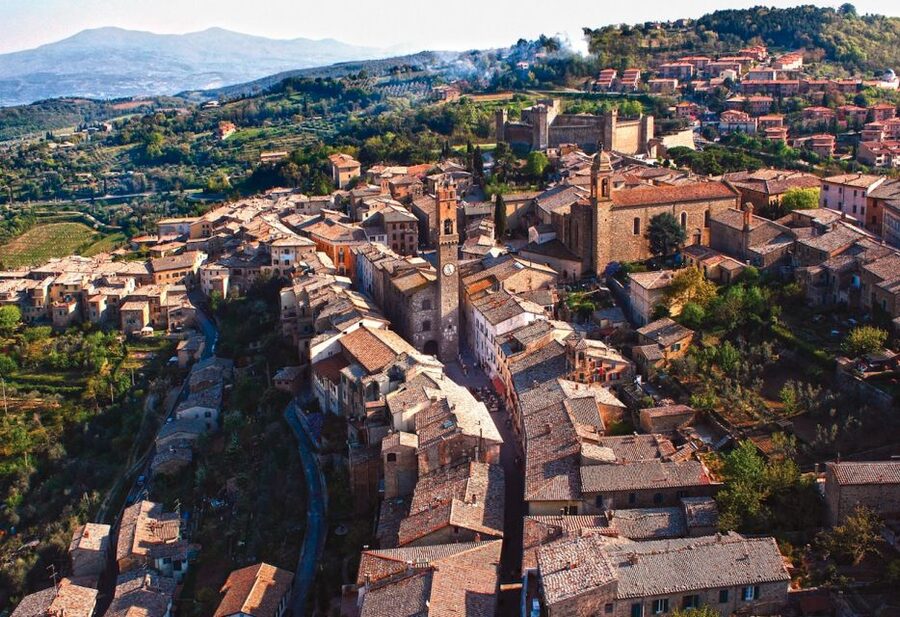 Florence: Private Full-Day Brunello Wine Tour to Montalcino - Why Montalcino makes a strong full-day trip