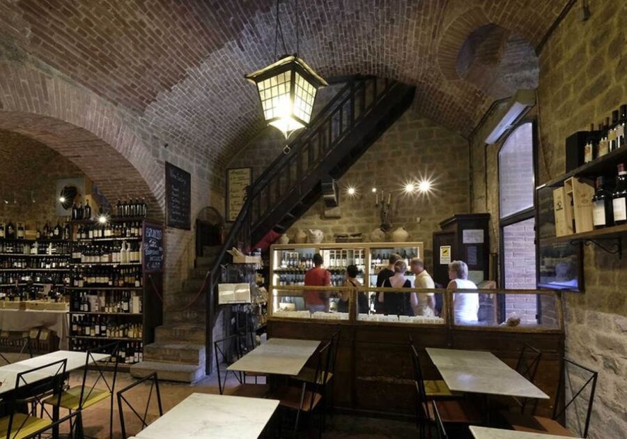Florence: Private Full-Day Brunello Wine Tour to Montalcino - Lunch choices around medieval Montalcino