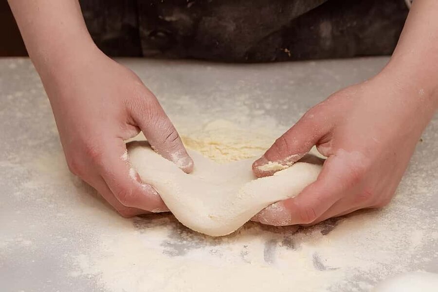 Florence: Private Pizza Making Class with Wine Tasting - Starting at Pizzagnolo near Santa Croce