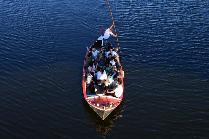 Florence River Cruise on a Traditional Barchetto - Meeting near Via dei Vagellai