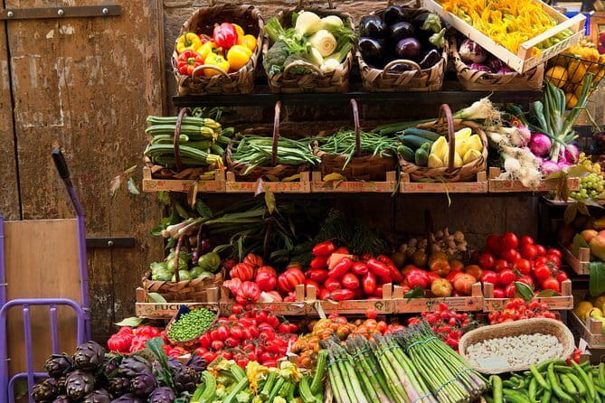 Florence’s Ultimate Food Tour: Full Tuscan Meal by Do Eat Better - Ponte Santa Trinita and the sweet finish