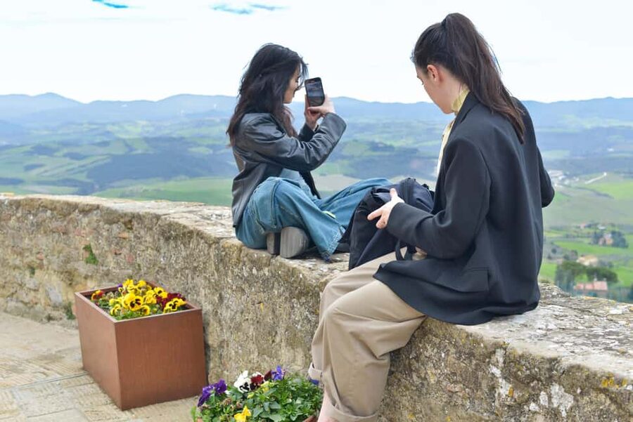 Florence: San Gimignano & Volterra Day Trip with Food & Wine - Is $327 a fair price?