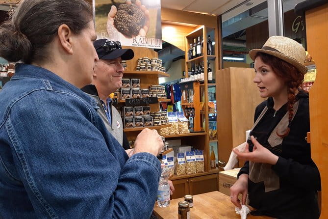 Florence: San Lorenzo Market Food and Wine Tour with Local Expert - A four-hour introduction to Florence through food