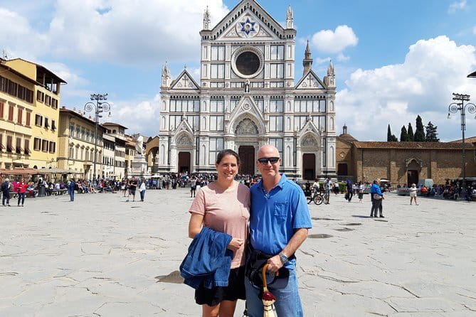 Florence: San Lorenzo Market Food and Wine Tour with Local Expert - Tuscan wine and the first Florentine aperitivo