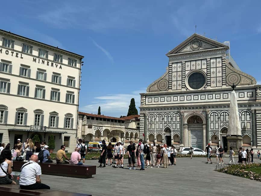 Florence: Santa Maria Novella Private Tour - The pharmacy changes the pace