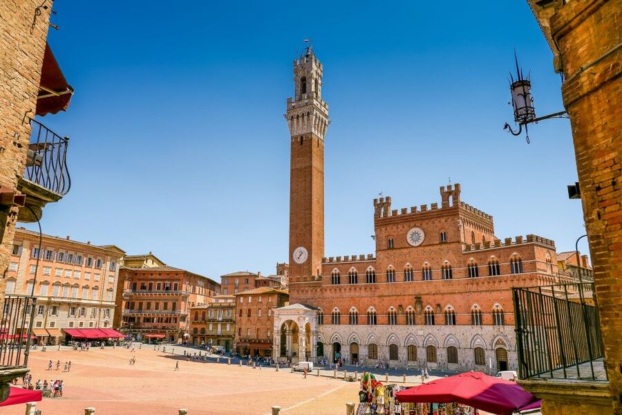 Florence: Siena San Gimignano Private Day Tour by Deluxe Car - Siena and three hours around the Campo