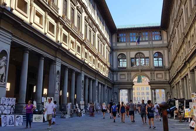 Florence sightseeing and Wine Tour Tuscany English private driver - Poggio Amorelli turns the afternoon into a Tuscan food stop