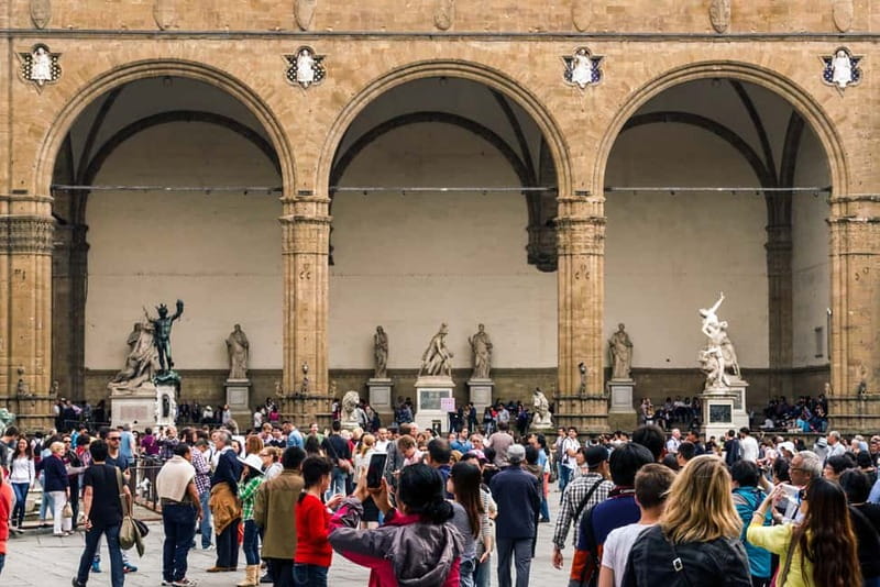 Florence: Skip-the-line David at the Accademia & Duomo Tour - The 9am and 2:15pm Florence walking route