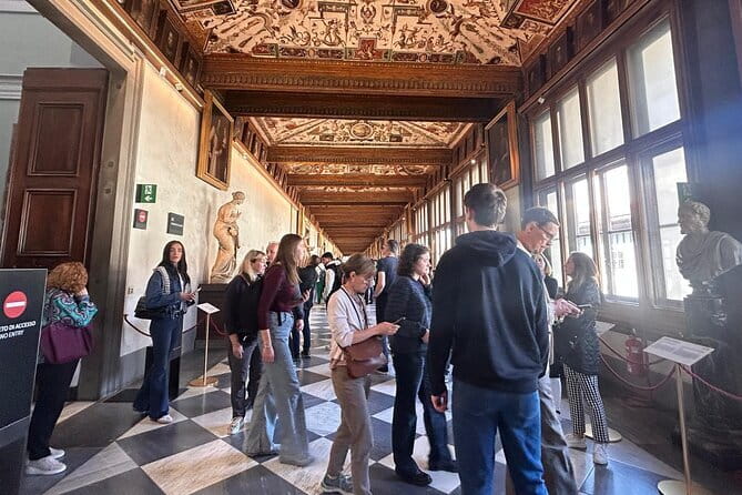 Florence Skip-the-Line Duomo Tour with Guide & Brunelleschi Dome - Inside Santa Maria del Fiore