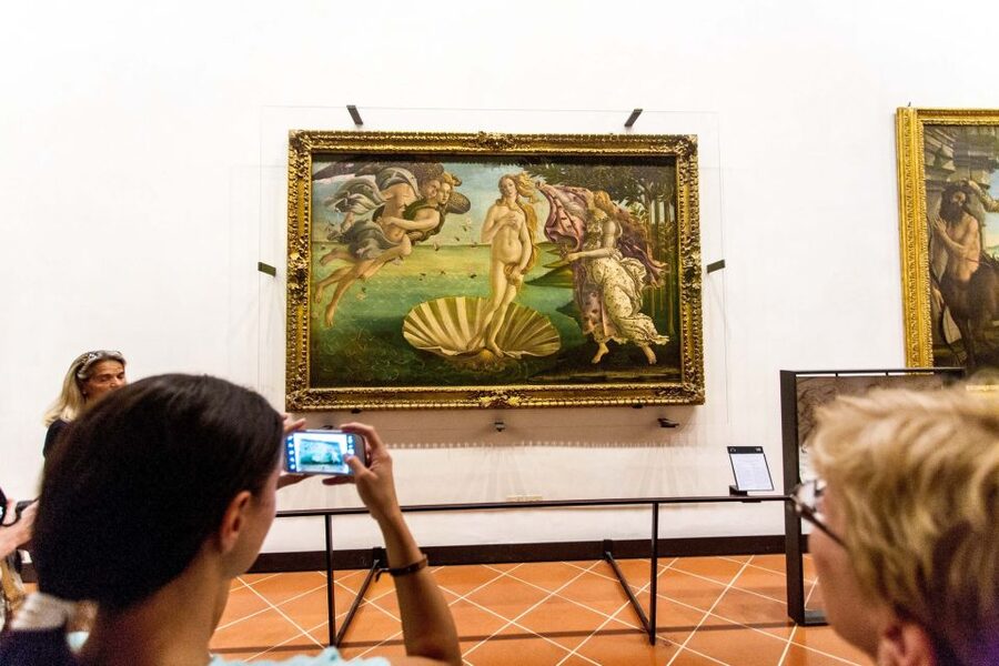 Florence: Skip-the-Line Uffizi Gallery Small Group Tour - Timing, comfort, and what to bring