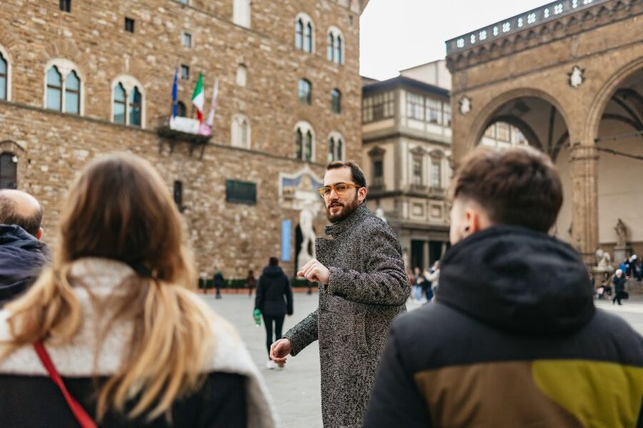 Florence: Skip-the-Line Uffizi Small Group Tour - The 1.5-hour route through Renaissance masterpieces