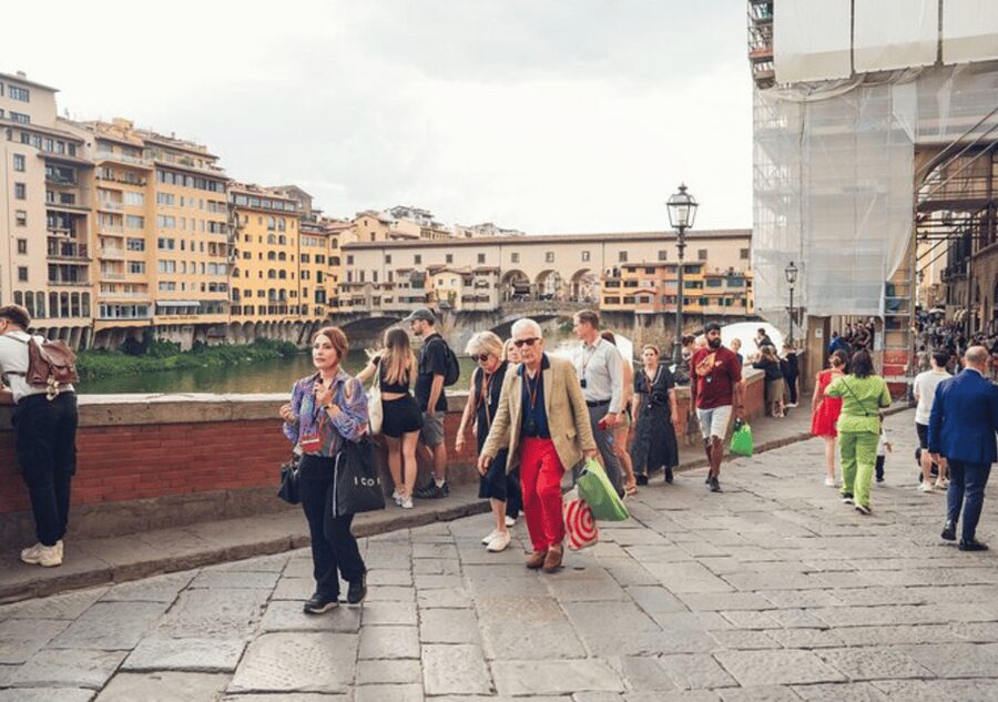 Florence: Small Group Guided Walking Tour - Daytime or a moonlight departure