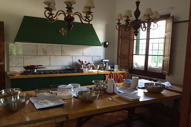 Florence Small-Group Pasta Class with Seasonal Ingredients - Why the small group matters