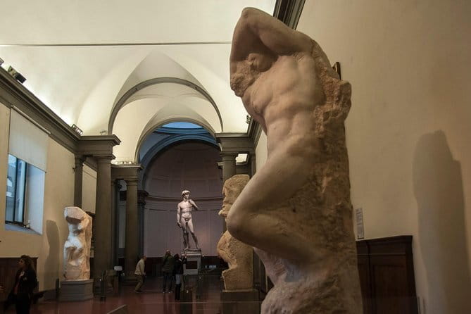 Florence: Small Group Tour with Accademia & Optional Lunch - Piazza della Signoria as an outdoor gallery
