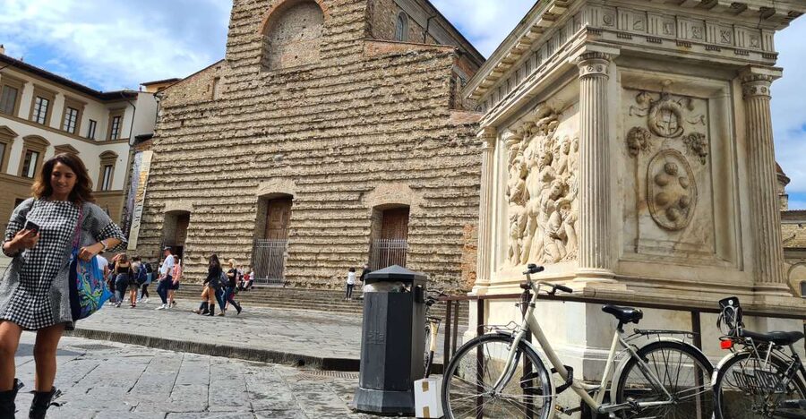 Florence: Smartphone self guided Tour - Piazza della Signoria and the Loggia
