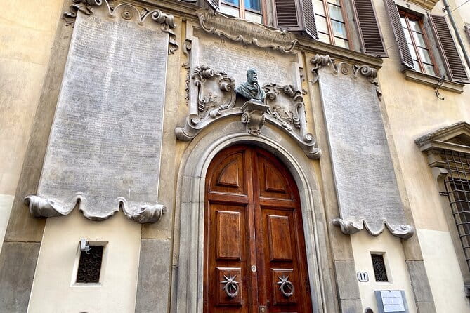 Florence: Street Food Tour and Sightseeing with Local Expert Guide in 2.5 hours - Starting at Piazza dell’Unità Italiana at 11:00