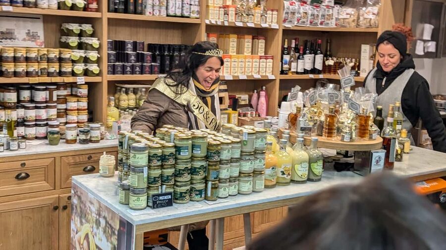 Florence Street Food Tour: Central Market & Duomo Area - San Lorenzo Market and Tuscan food traditions