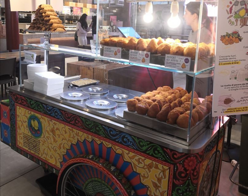 Florence: Street Food Walking Tour with Wine - Ending with gelato and something sweet