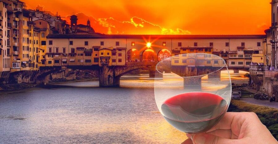Florence: Sunset Sightseeing Tour and Wine Tasting - Ponte Vecchio and the Vasari Corridor