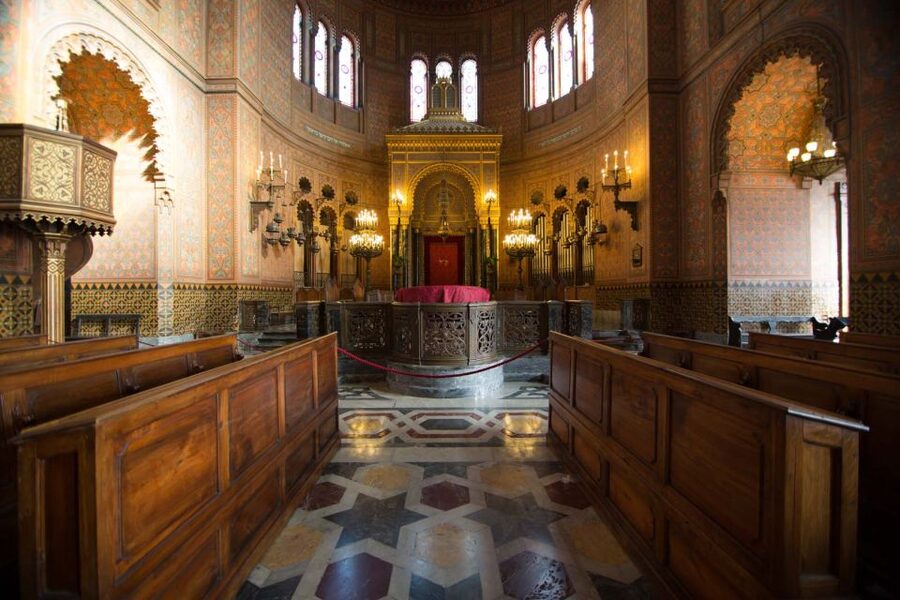 Florence: Synagogue and Jewish Museum Entry Ticket - The synagogue interior and prayer hall